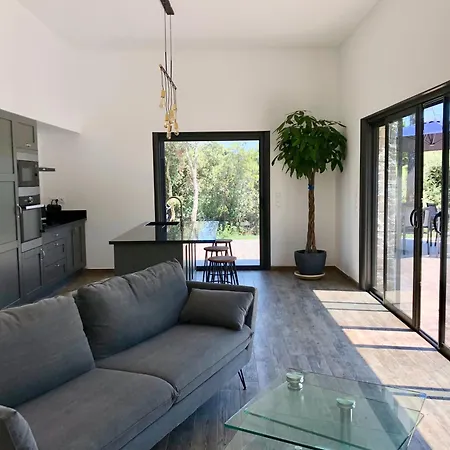 Piscine Chauffée&jardin - Centre 5 Min - 10 Min - Ménage Porto-Vecchio (Corsica)