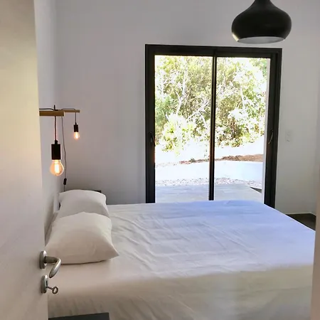Piscine Chauffée&jardin - Centre 5 Min - 10 Min - Ménage * Porto Vecchio