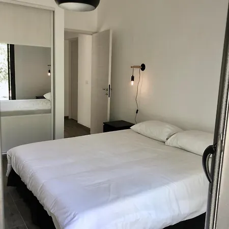 Piscine Chauffée&jardin - Centre 5 Min - 10 Min - Ménage