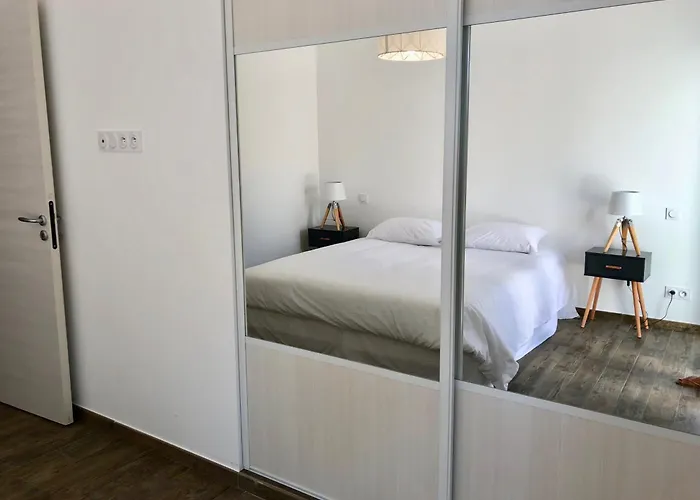 Piscine Chauffée&jardin - Centre 5 Min - 10 Min - Ménage Villa