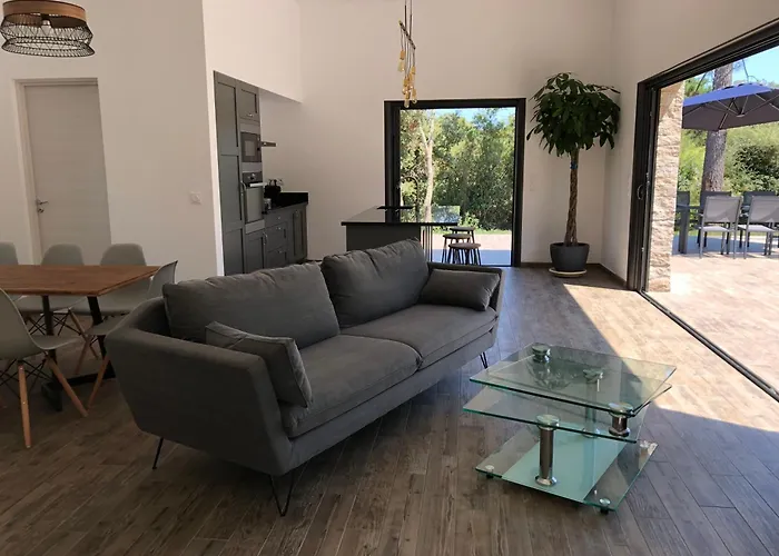 Piscine Chauffée&jardin - Centre 5 Min - 10 Min - Ménage Villa